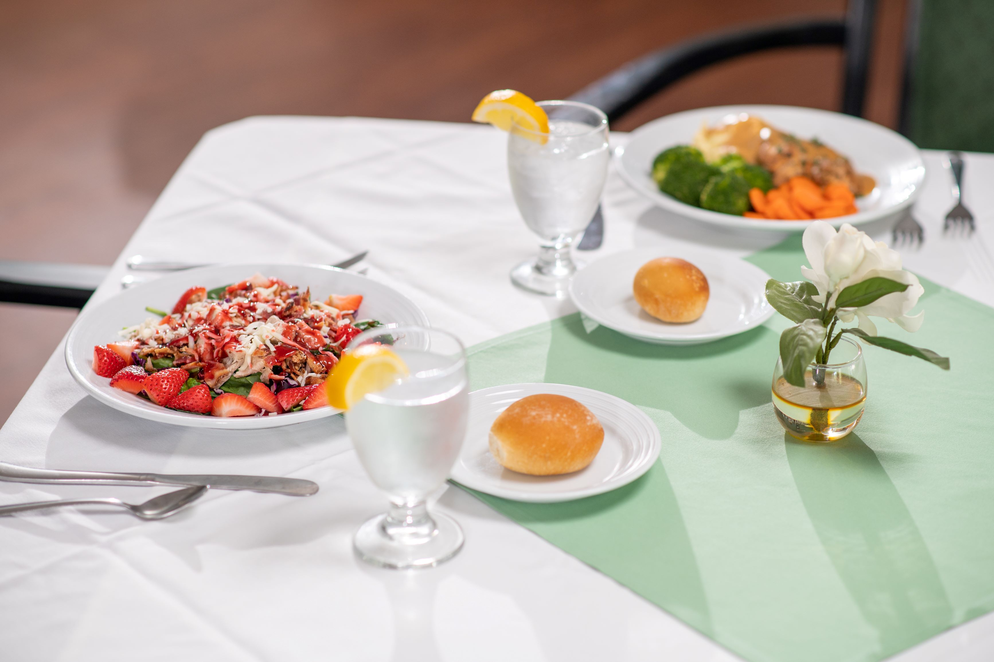 dining meals