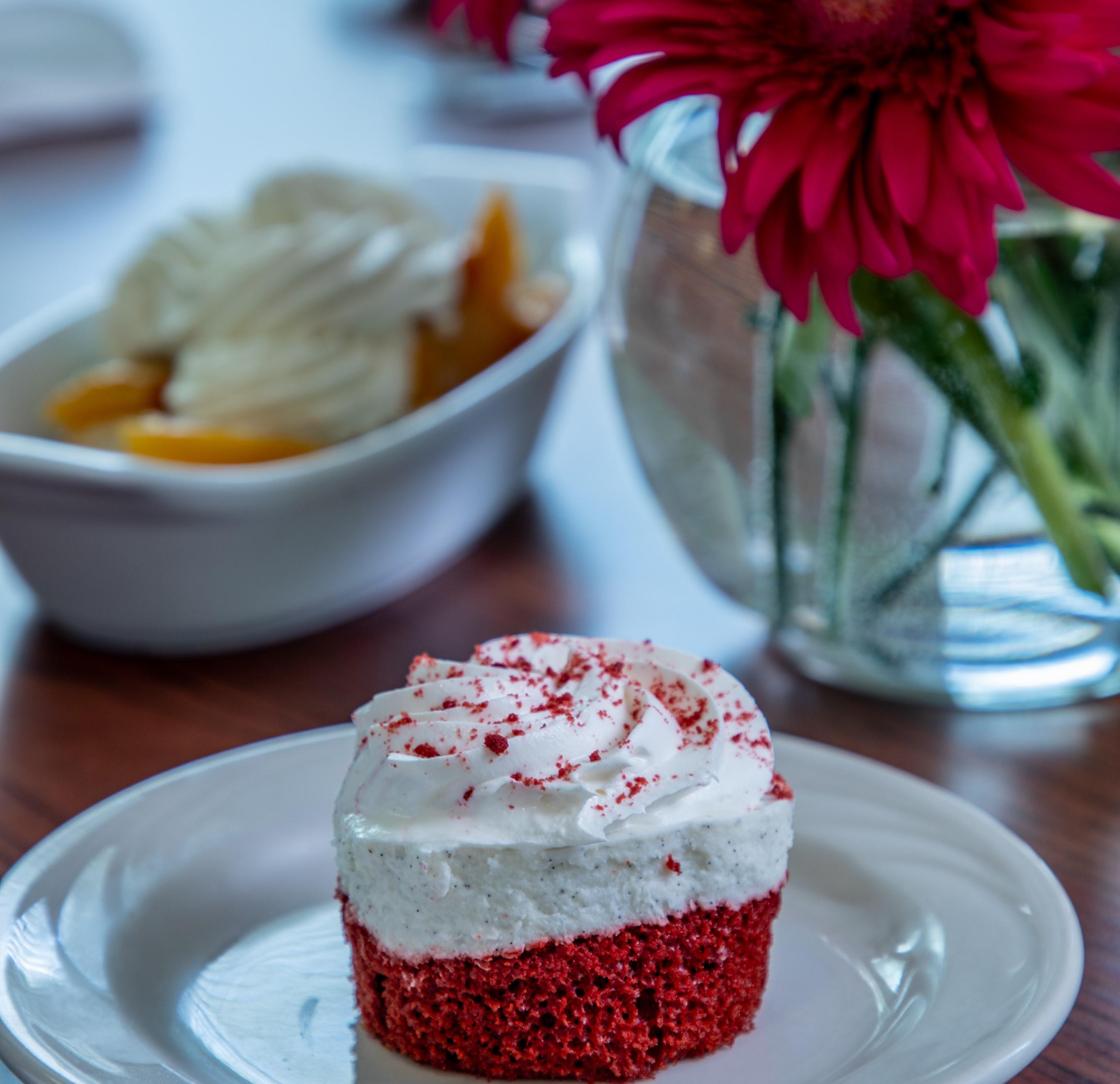 dessert at The Oaks